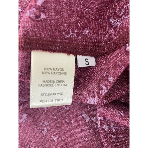 Side stitch womens small burgundy red black print Blouse‎ - Picture 7 of 7